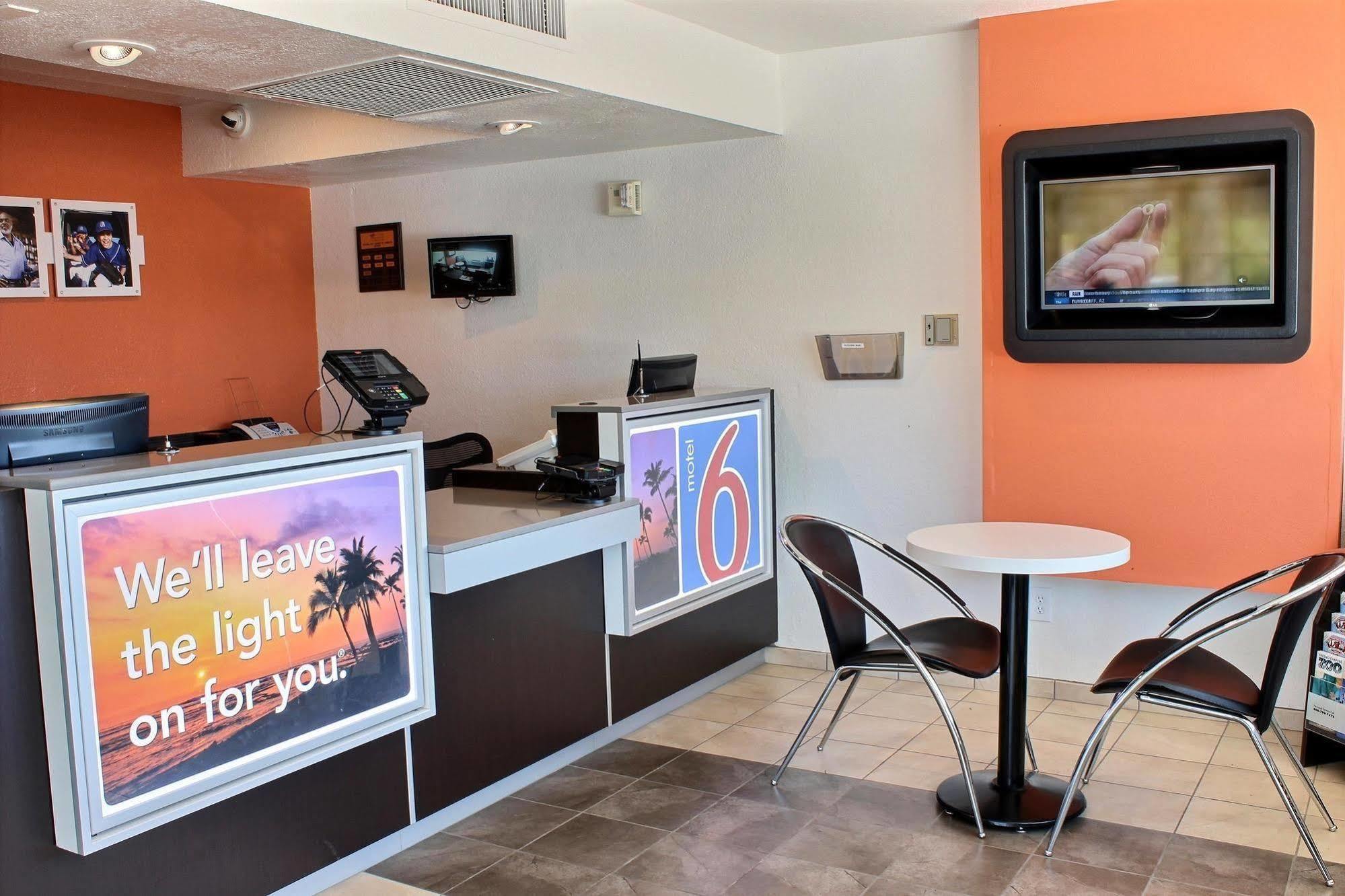 Motel 6-Coalinga, Ca - East Exteriör bild