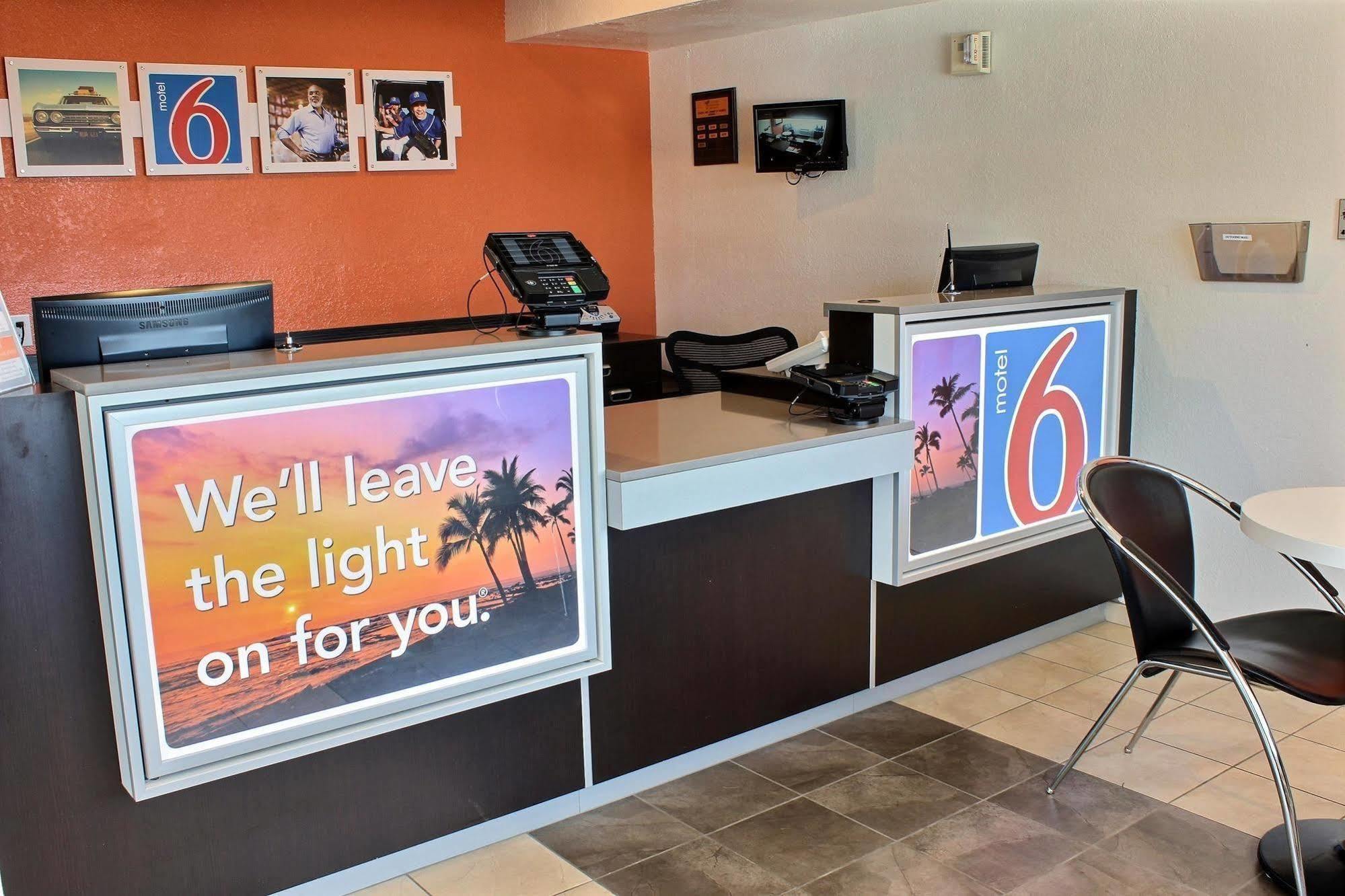 Motel 6-Coalinga, Ca - East Exteriör bild